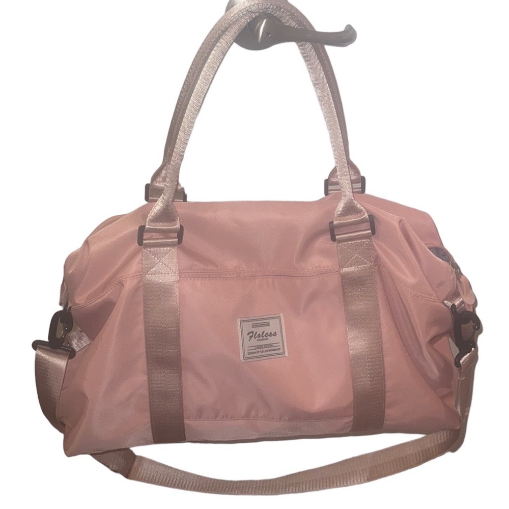 NWOT Floless Pink Waterproof duffle/tote bag.